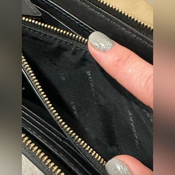 Burberry Elmore Black Leather Check Zip Around Wallet - Picture 5 of 10